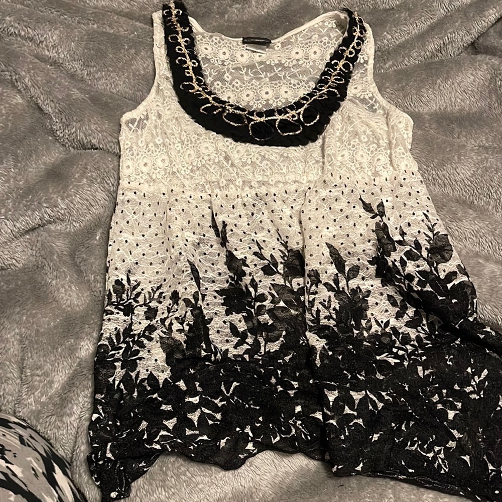 Day trip size m beautiful top
